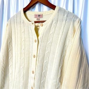 Med TB Vanilla Cardigan Sweater
